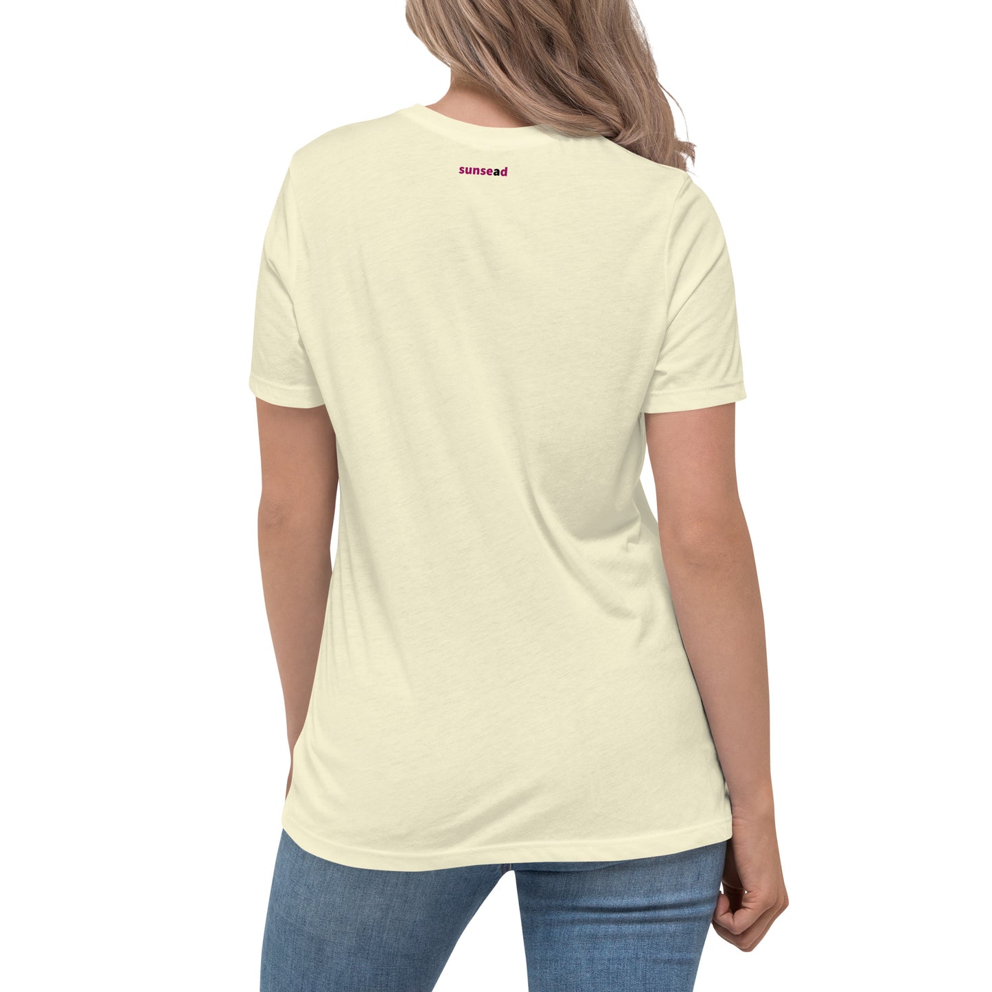 Women's Relaxed T-Shirt - Heart Flutter