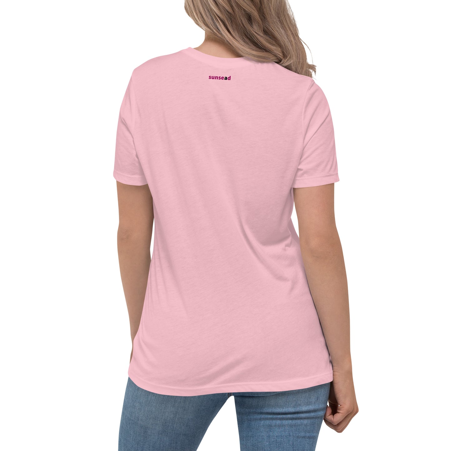 Women's Relaxed T-Shirt - Heart Flutter