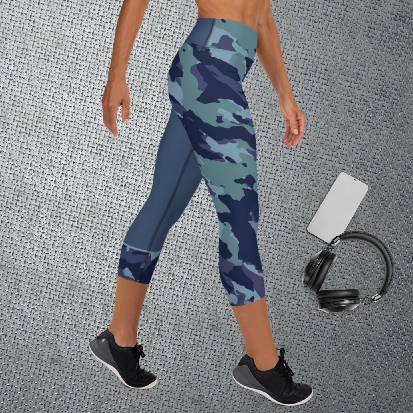 Yoga Capri Leggings - Camo Blues