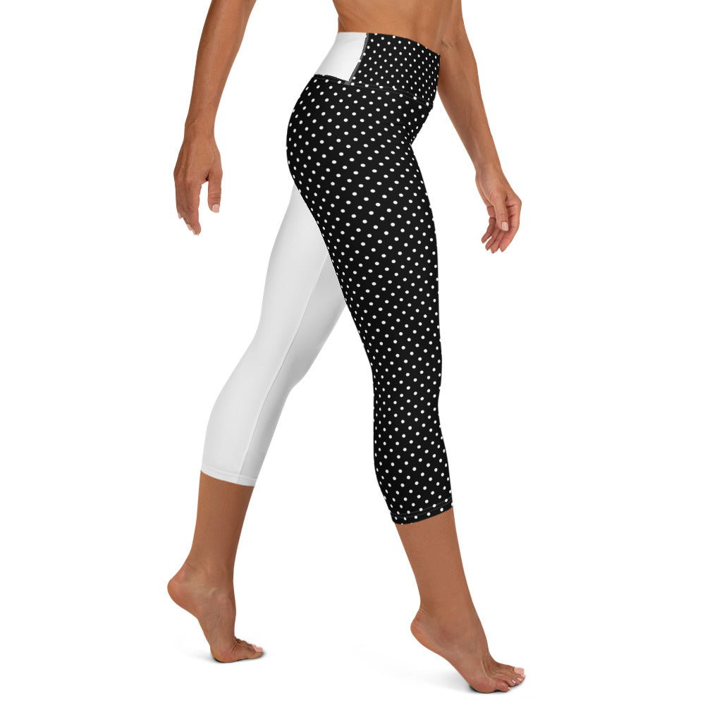 Yoga Capri Leggings - White Dots