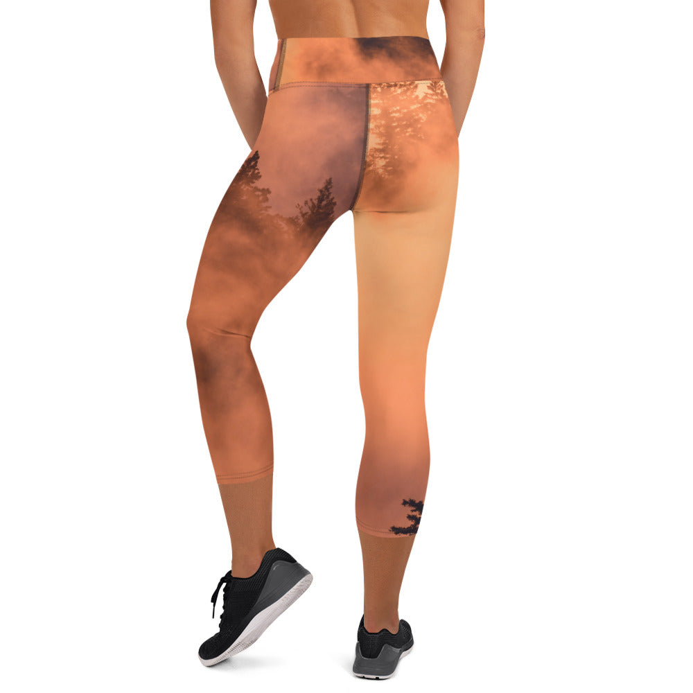 Yoga Capri Leggings - Sunset in the Forest